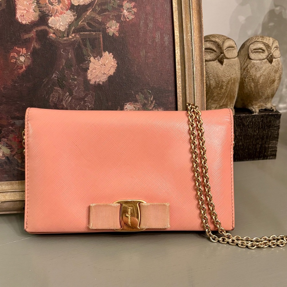 Salvatore Ferragamo Pink Miss Vara Wallet on Chain